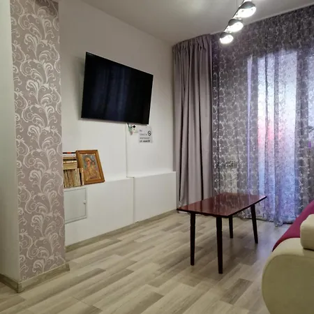Apartament Cu 3 Decomandat La Parter Apartment Navodari