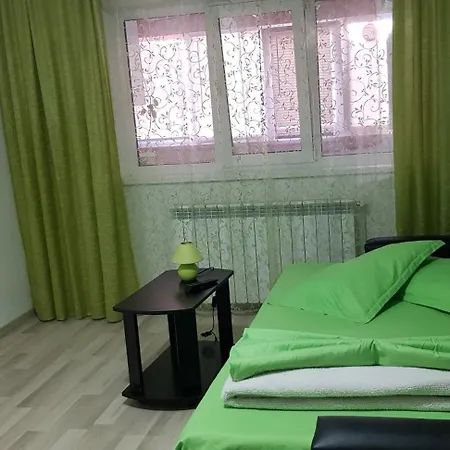 Διαμέρισμα Apartament Cu 3 Decomandat La Parter